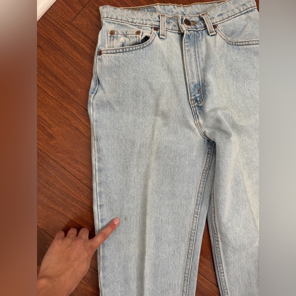 Levi's Vintage Women’s Light Wash Blue 521 Taper Jeans - Picture 9 of 9